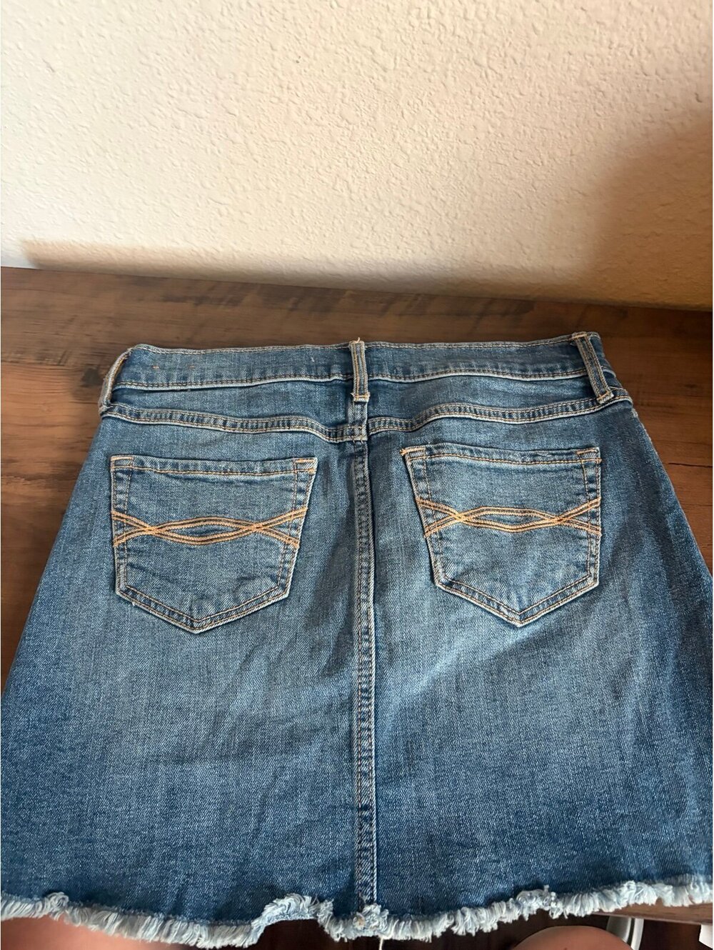 Youth Abercrombie Kids denim skirt size 11/12 - Picture 3 of 3